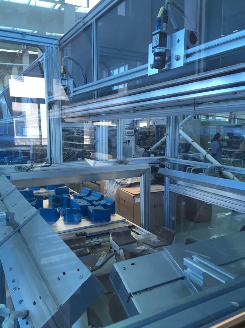 AUTOMATIC WELDING LINE FOR AUTOMOBILE DOOR panel